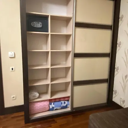в отеле 